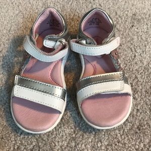 StrideRite Silver and white sandals